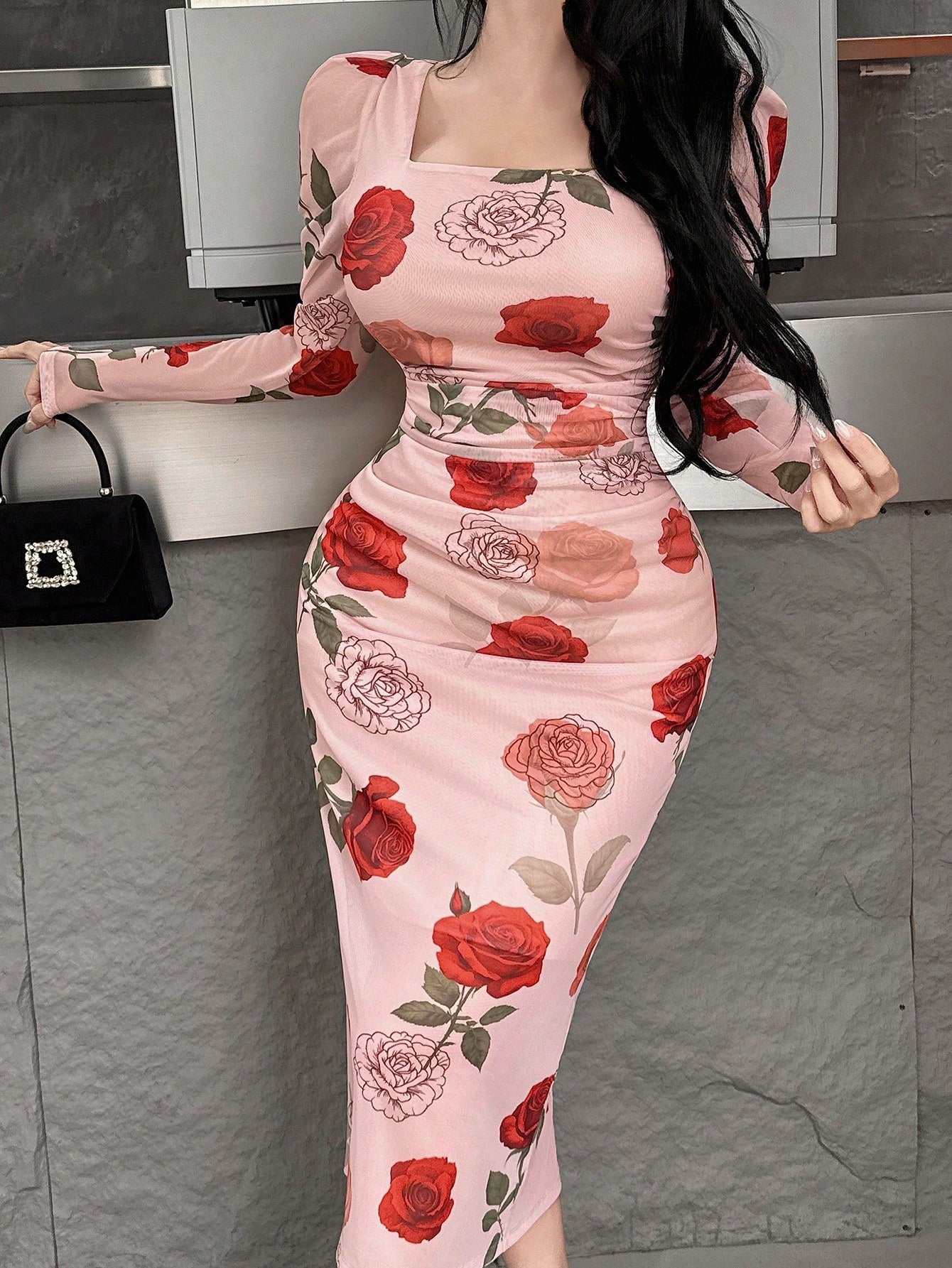 Be the belle of the ball in our Elegant Floral Print Dress for Women! This stunning dress features a square neck and long sleeves for a touch of sophistication, while the pleated fitted style adds a flattering silhouette. With its eye-catching floral print, you'll feel like a breath of fresh air wherever you go!