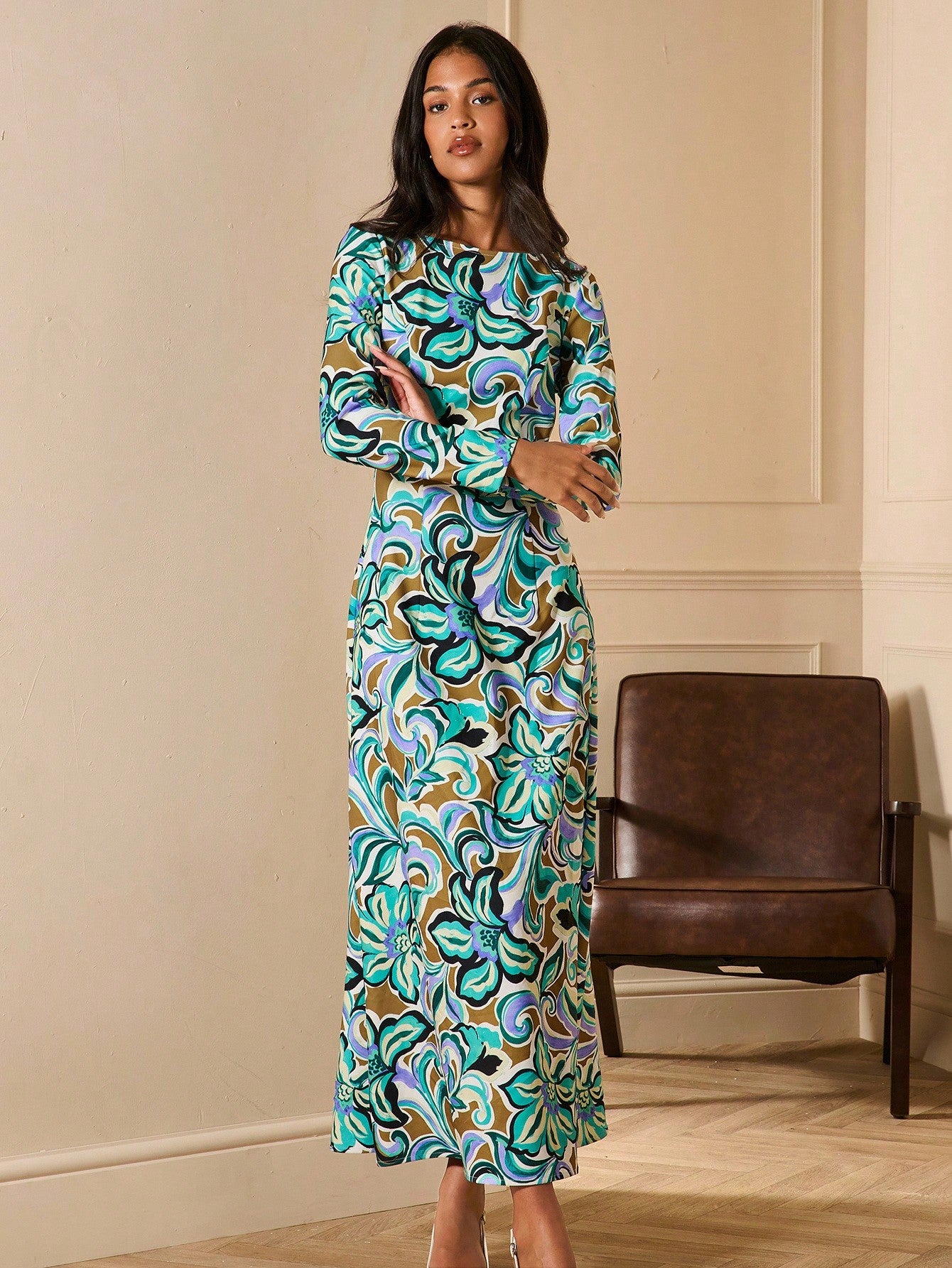 Step into sunshine and smiles with this Elegant Floral Print Maxi Dress! Its breezy long sleeves and flattering round neck make it perfect for twirling at brunch or dancing under the stars. Flowing fabric meets playful blooms for a look that’s effortlessly chic and ready to brighten any day.