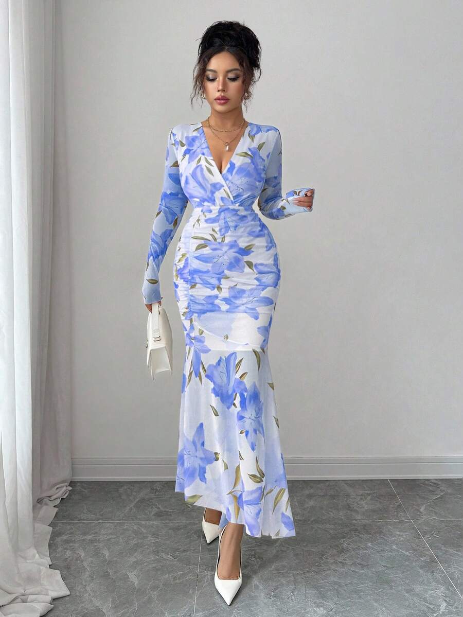 Step into the season with effortless style in this stunning floral print bodycon dress. The flattering V-neckline and sleek silhouette create a polished look that transitions seamlessly from classroom to weekend plans. Vibrant blooms dance across the fabric, adding a fresh pop of color to your wardrobe. Perfect for making a confident statement while staying comfortable all day long. Whether you're heading back to school or out for a night with friends, this dress is your go-to pick for looking absolutely fa