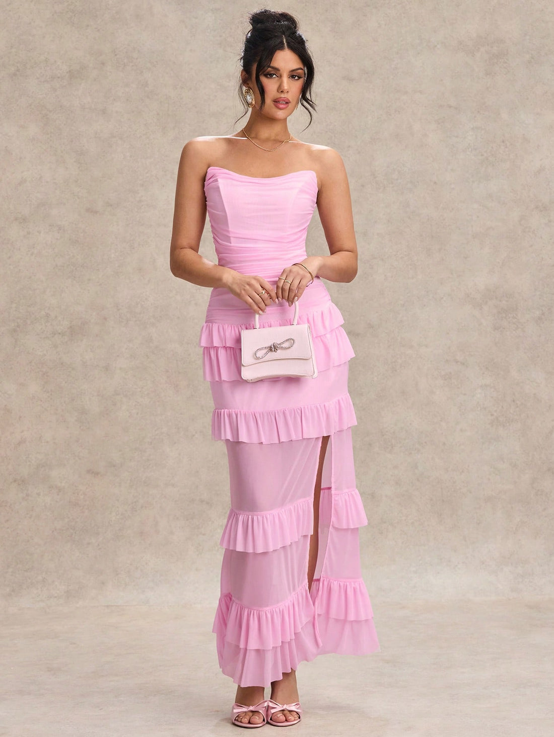 Get ready to make a statement at your next spring garden party with our Elegant Floral Slip Dress! This playful yet elegant dress features a delightful ruffle hem and a daring high slit, perfect for showing off your fun and confident side. With its beautiful floral design, you'll be the belle of the garden party.