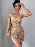 Be the belle of the ball in our Elegant Gold One-Shoulder Lantern Sleeve Mini Dress! Made with parties and fall events in mind, this dress features a dazzling gold color, one-shoulder design, and lantern sleeves for a touch of elegance. Perfect for making a statement and turning heads wherever you go!