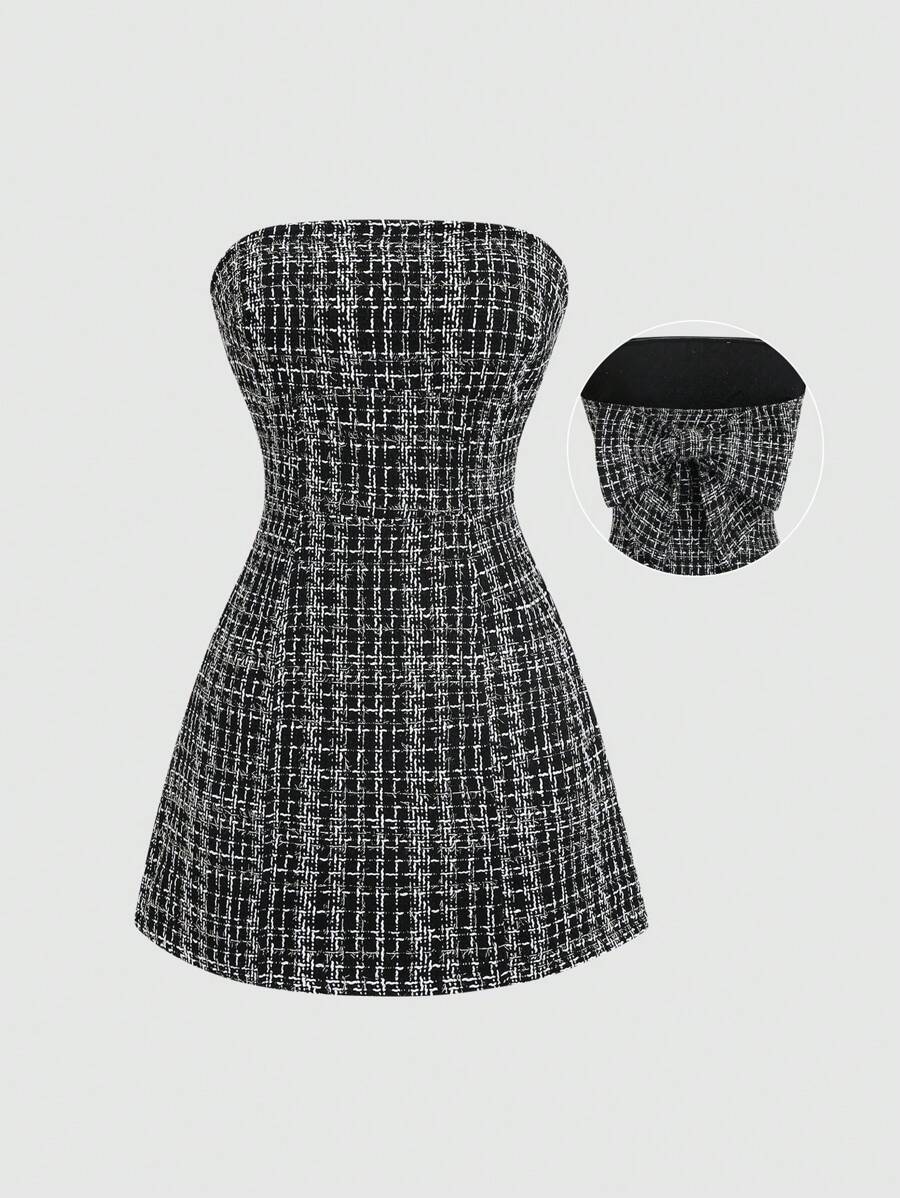 Step out in style with this playful pink tweed bandeau mini dress, featuring a charming bowknot that adds a flirty touch. Its high-end fabric and versatile design make it perfect for both casual outings and special occasions. Embrace effortless elegance and turn heads wherever you go!