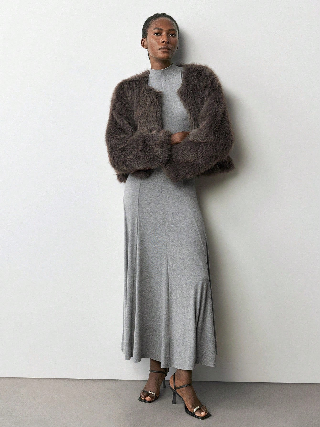 Step out in style with this Elegant High-Neck Sleeveless Long Dress, designed to make every occasion extra special. Whether you’re heading back to school, celebrating at a party, or joining in Halloween fun, this dress offers a perfect blend of sophistication and playful charm. Its sleek, sleeveless cut and graceful length keep you comfortable and confident, making it a versatile choice for all your festive adventures. Embrace the season with a dress that’s as lively and unique as you are!