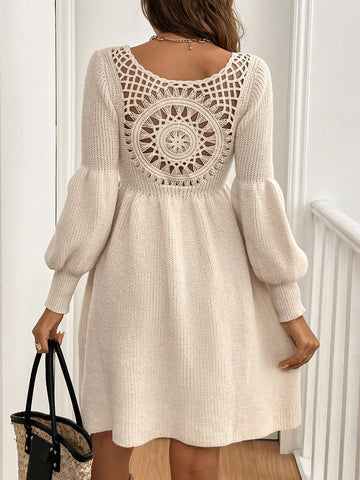 This elegant sweater dress features a stunning hollow back design and delicate lace details. Perfect for the autumn and winter seasons, it exudes a minimalist style that will elevate your wardrobe. Stay warm while looking chic and sophisticated.