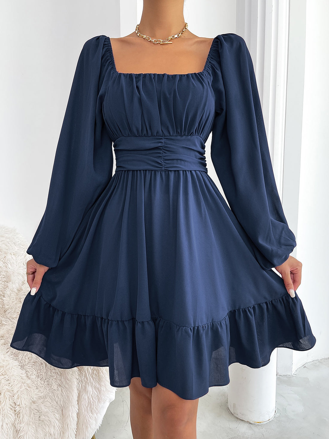 Effortlessly style yourself with our Elegant Knot Back Lantern Sleeve Ruffle Hem Milkmaid Dress. The unique knot back design and playful ruffle hem add a touch of elegance to this versatile dress. With lantern sleeves, you'll be both stylish and comfortable. Perfect for any occasion.