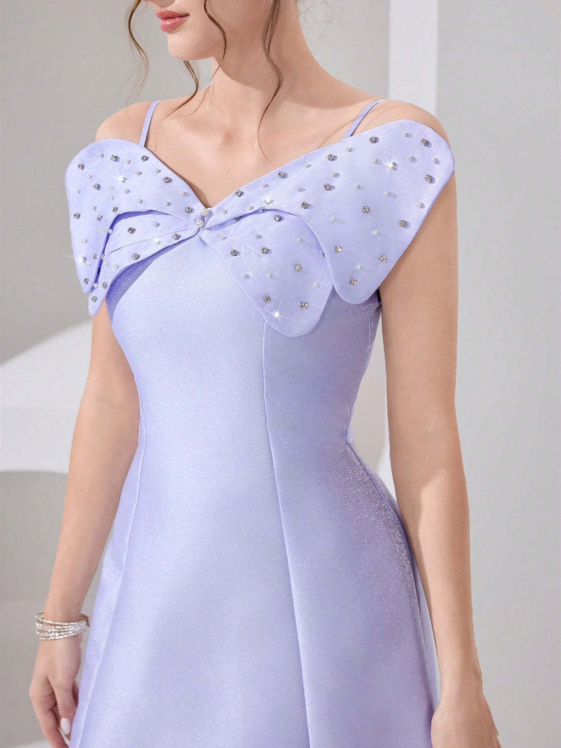 Step into the spotlight with our Elegant Luxury Party Dresses for Women. These stunning evening gowns are designed to make every occasion unforgettable, blending sophistication with a touch of playful charm. Whether it’s a gala, wedding, or night out, feel confident and radiant in a dress that celebrates your unique style. Get ready to turn heads and dance the night away in luxurious comfort and dazzling elegance.