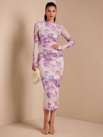 Unleash your inner fashionista with this Elegant Marble Print Long Sleeve Fitted Dress for Women from our Autumn Pastel Collection. This dress boasts a stunning marble print that will make heads turn, while the fitted design shows off your curves. Perfect for any occasion, this dress is a must-have for any stylish woman.