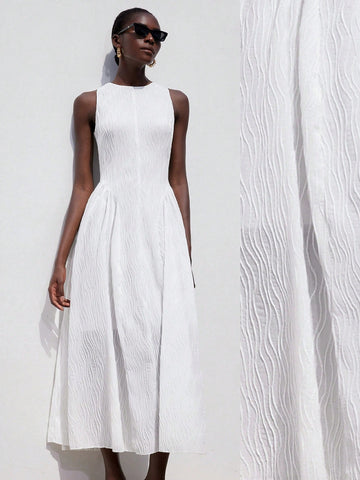 Step into wedding elegance with this playful yet minimalist sleeveless dress. Featuring a chic split crotch design and a delicate white wave pattern, it blends comfort with a touch of luxury. Perfect for making a stylish statement while dancing the night away!