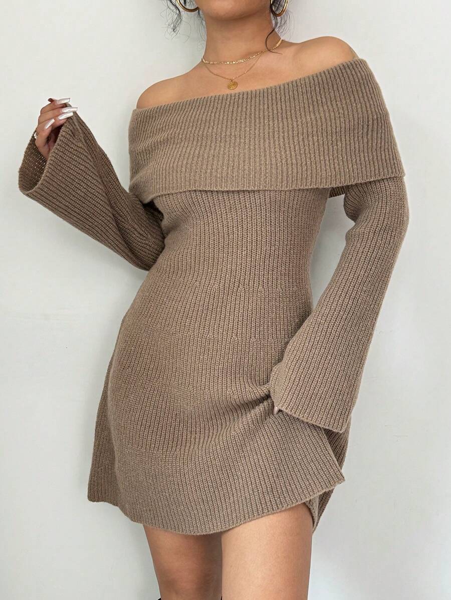 Exude Seasonal Sophistication in Our Elegant Off-Shoulder Cinched Waist Sweater Dress!

Experience the breathtaking fusion of cozy knit heritage and sharp, modern architectural tailoring. This stunning off-shoulder sweater dress is meticulously designed for the woman who values a high-fashion, "quiet luxury" approach to cold-weather dressing—the ultimate centerpiece for prestigious autumn dinners, exclusive winter retreats, and high-authority holiday social gatherings.

Iconic Off-Shoulder Artistry: Featuri