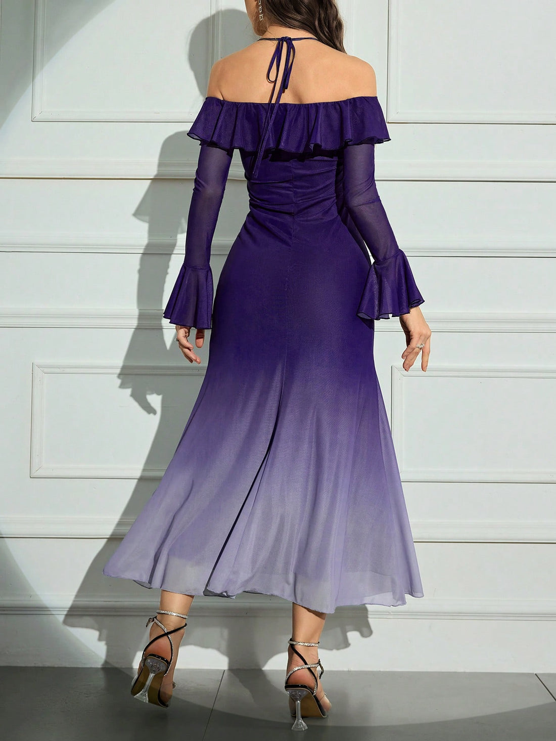 Turn heads with our Elegant Ombre Ruffle Trim Spaghetti Strap Dress. The ombre design and ruffle trim add a touch of elegance to this playful dress. Perfect for a fun night out or a dressy occasion. (Slay the fashion game with this trendy dress!)