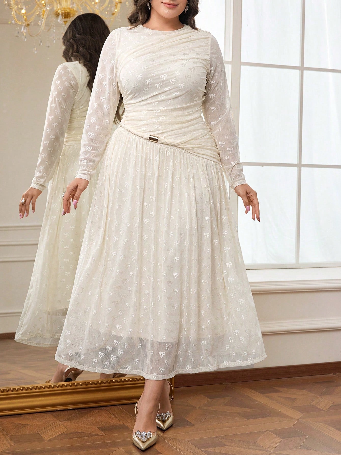 Elevate your wardrobe with this charming plus-size dress that celebrates effortless style. The soft round neckline pairs beautifully with relaxed raglan sleeves, creating a flattering silhouette that moves with you. A delicate bow detail adds a touch of whimsy and personality to your everyday look. Perfect for brunch dates, casual outings, or whenever you want to feel put-together without trying too hard. Comfort meets elegance in this versatile piece that works as hard as you do.