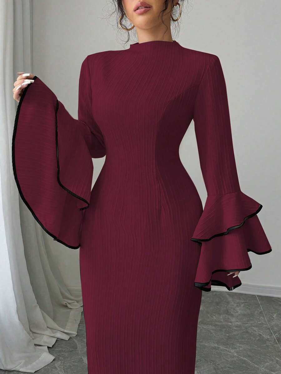 Step into autumn with flair in this Elegant Plus Size Maxi Dress! Featuring charming flare sleeves and a comfy round neck, it’s designed to celebrate your curves while keeping you cozy. Perfect for twirling through crisp fall days or cozying up at your favorite café, this dress blends comfort and style effortlessly. Embrace the season with a playful twist on elegance!