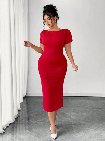 Slip into sophistication with this stunning plus-size bodycon dress that hugs your curves in all the right ways. The pleated hem adds a flirty touch of movement, while the rear button detail brings an unexpected twist of charm. Perfect for date nights, celebrations, or whenever you want to feel absolutely fabulous. This dress proves that elegance comes in every size—because confidence looks best on everyone.