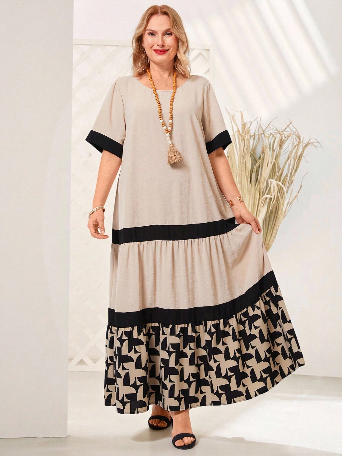 Step out in style and comfort with this Elegant Plus Size Color Block Dress, designed to brighten your casual days. Its flattering color blocks add a fun twist, while the comfy fit keeps you feeling relaxed all day. Whether you're celebrating Mother's Day or just enjoying everyday moments, this dress brings a playful pop to your wardrobe.