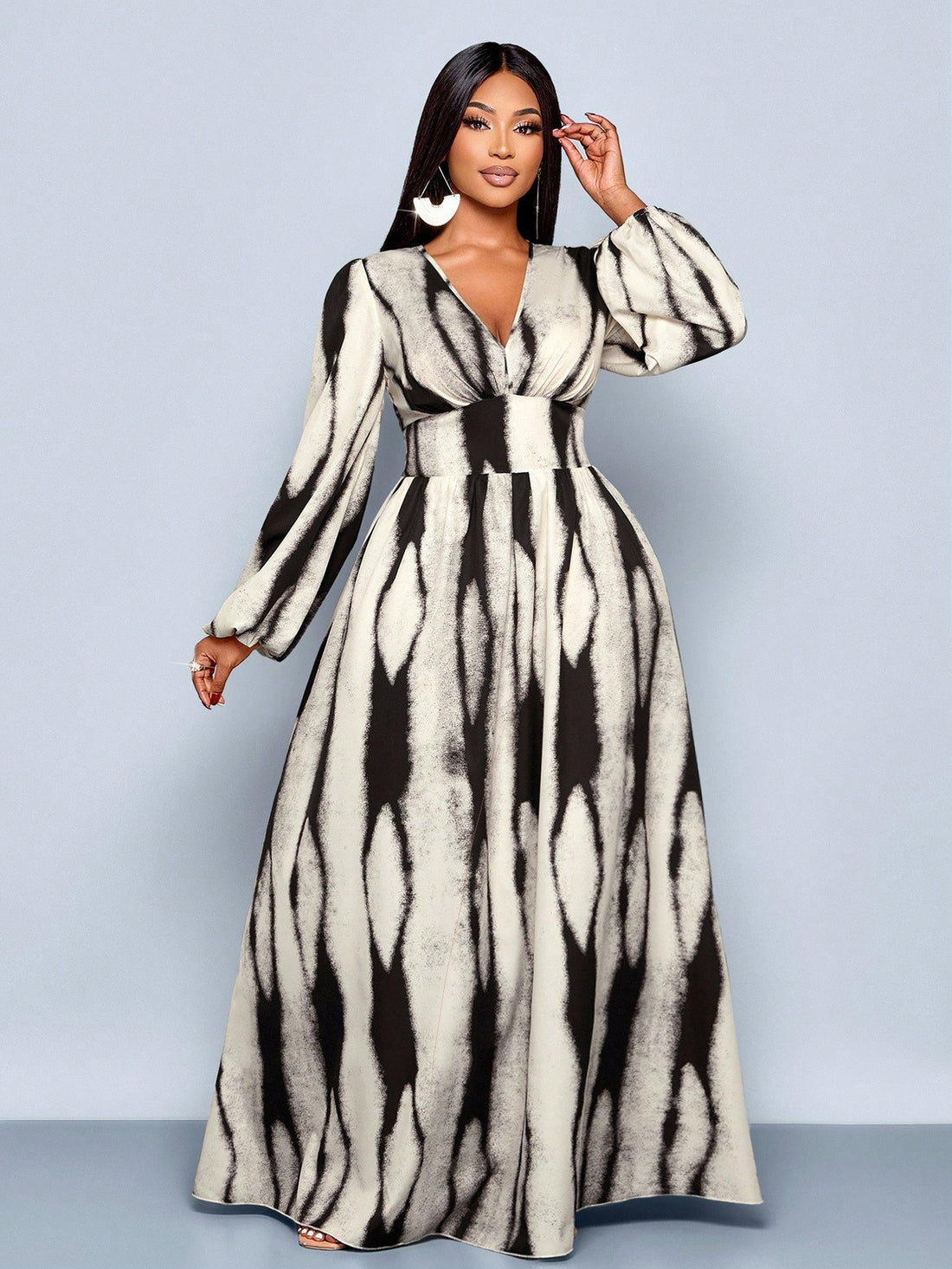 Step out in style and comfort with this Elegant Plus Size Daily Dress, featuring a flirty ruffled V-neck and a flattering pleated A-line silhouette. The playful black and apricot print adds a fresh pop of color to your day, making it perfect for everything from brunch dates to casual outings. Designed to flow with your curves, this dress brings effortless charm and a touch of whimsy to your everyday wardrobe.