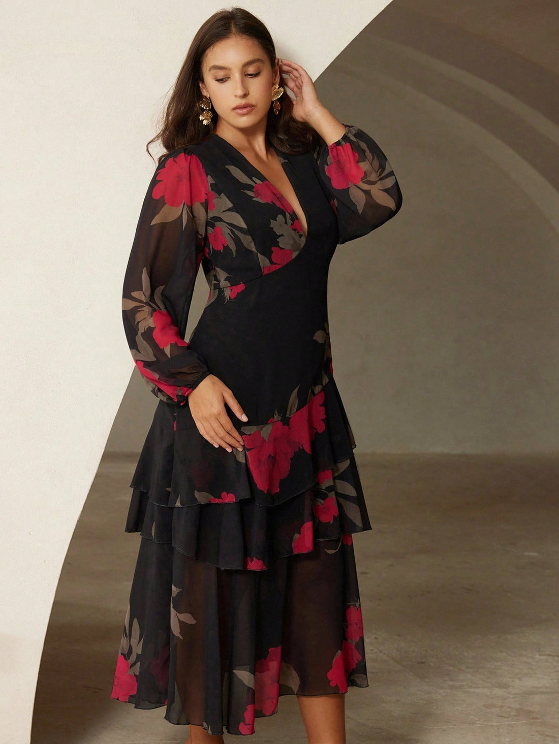 Swoon-worthy elegance meets comfort in this stunning plus-size chiffon dress! The deep V-neckline flatters your silhouette while delicate floral patterns in romantic red and black add timeless charm. Lightweight chiffon fabric drapes beautifully, perfect for fall gatherings, date nights, or whenever you want to feel absolutely fabulous. This dress celebrates curves with style and grace—because looking gorgeous should feel effortless. Slip it on and let your confidence shine!
