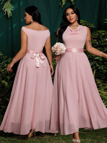 Experience the breathtaking fusion of romantic heritage and sharp, modern architectural tailoring. This stunning dusty pink ensemble is meticulously designed for the woman who values a high-fashion, "quiet luxury" approach to event dressing—the ultimate centerpiece for prestigious bridesmaid duties, exclusive formal galas, and high-authority celebration retreats.