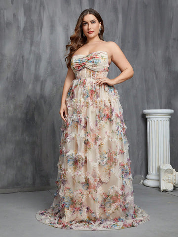Turn heads at any celebration with this Elegant Plus Size Floral Appliques Ruched Tube Dress. Featuring charming floral appliques and flattering ruching, it hugs your curves in all the right places. Perfect for weddings, evenings out, or graduation parties, this dress combines comfort and style, letting you dance and twirl with confidence and flair. Celebrate your special moments in a dress as unique as you are!