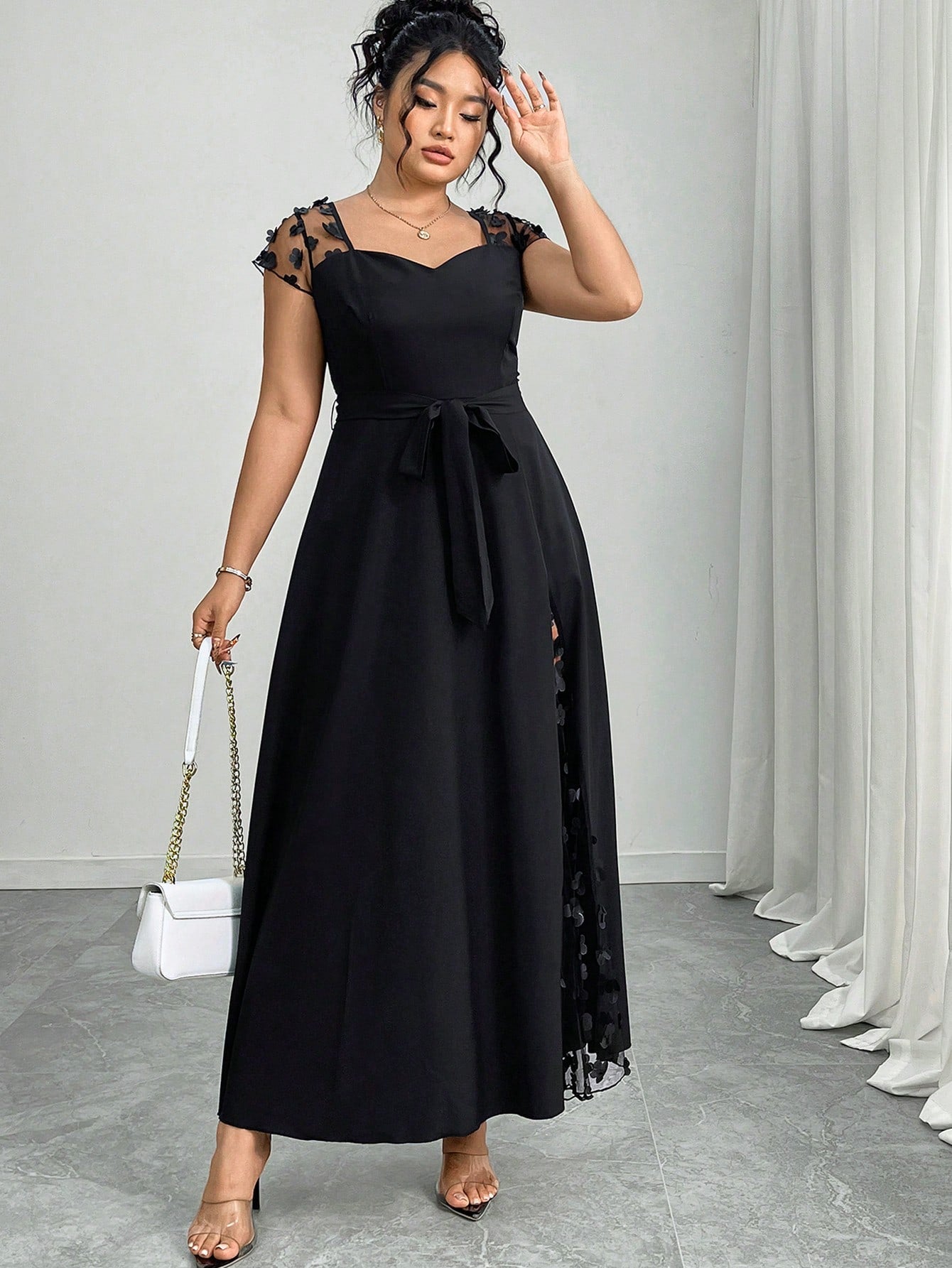 Turn heads this summer with our Elegant Plus Size Jacquard Mesh Bodycon Dress. Designed to hug your curves beautifully, its intricate jacquard mesh adds a touch of sophistication perfect for holiday parties. Lightweight and breathable, it keeps you cool while making a bold statement. Celebrate your style with confidence and flair!