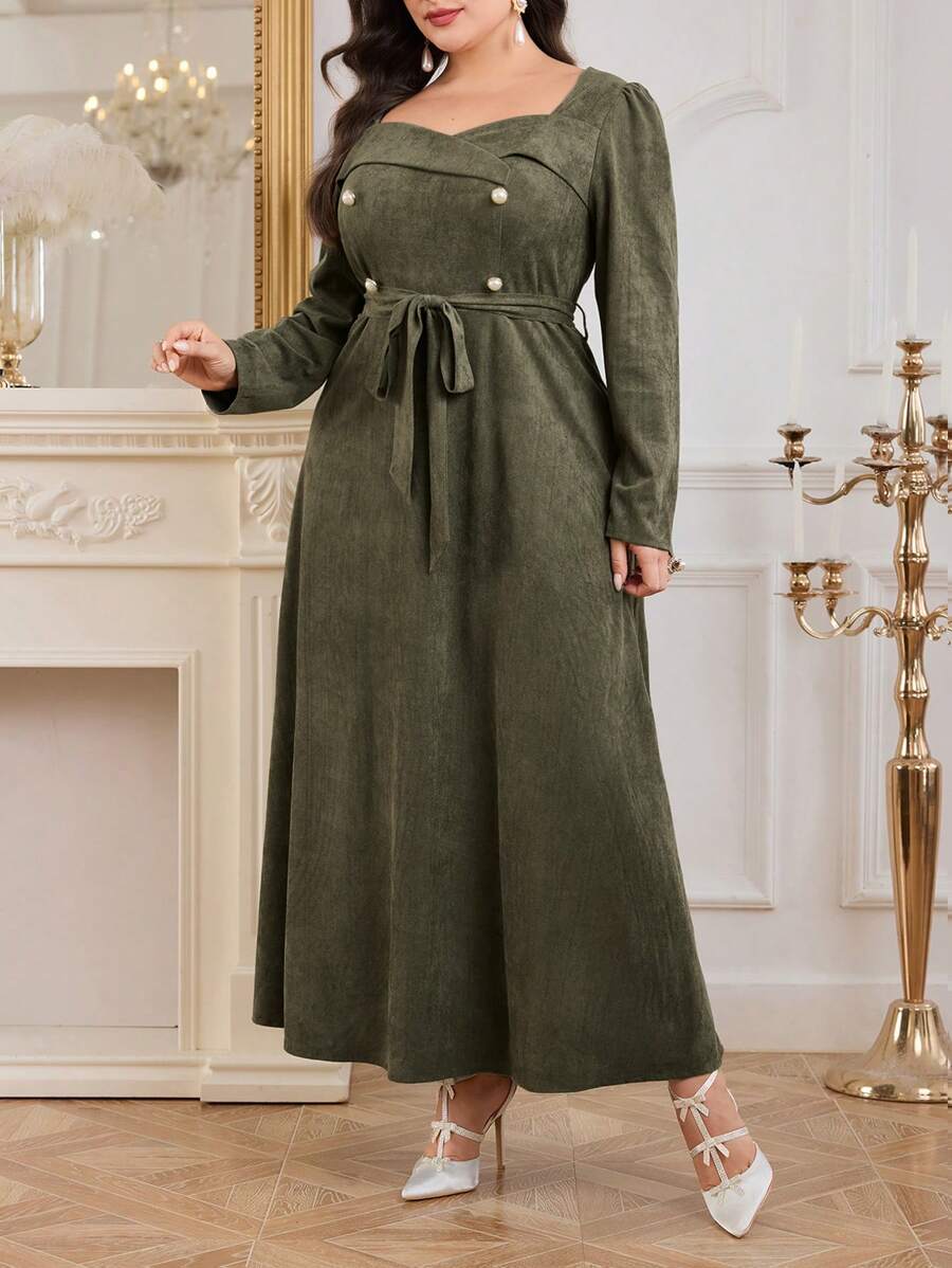 Turn heads at any evening event with this elegant plus size long sleeve dress. Featuring a flattering sweetheart neckline and a chic belt to define your waist, it combines sophistication with a touch of fun. Perfect for dancing the night away or making a stylish entrance, this dress is your new go-to for memorable nights out.