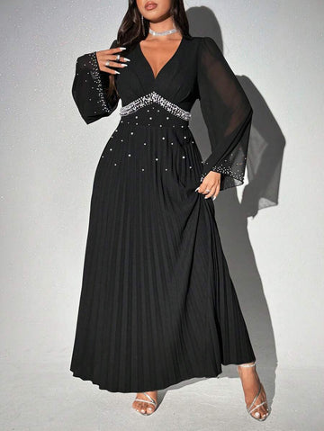 Step into the spotlight with this Elegant Plus Size Maxi Party Dress, designed to make every celebration unforgettable. Adorned with delicate pearl details and featuring flowing balloon sleeves, it combines charm and comfort effortlessly. The maxi length adds a graceful touch, perfect for twirling through the night. Celebrate your curves with a dress that’s as playful as it is stunning!