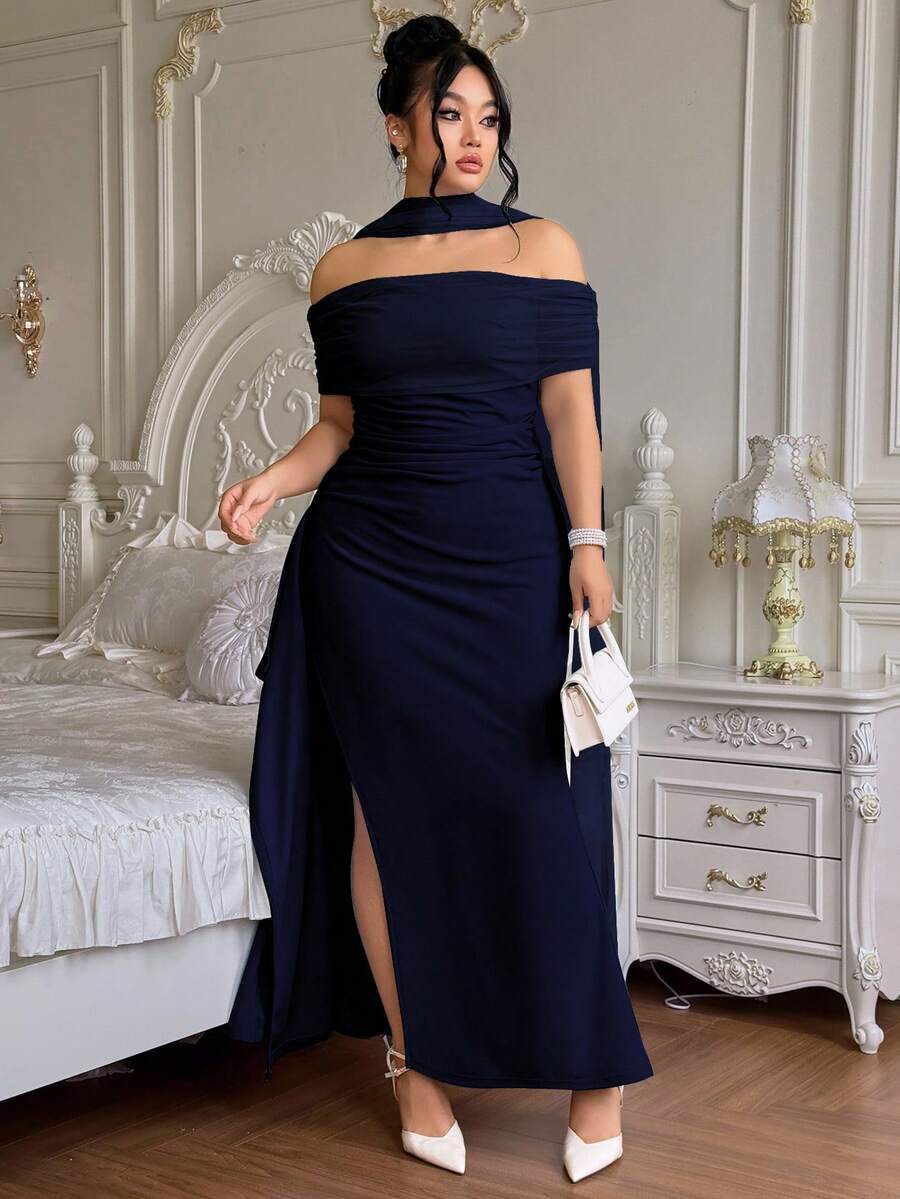 Elegant Plus Size Off-Shoulder Backless Fitted Dress with Bows and Slit for Parties 