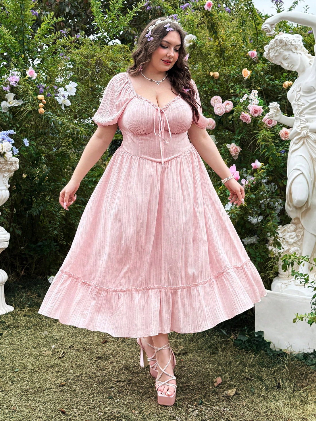 Get ready to turn heads in this Elegant Plus Size Pink Short Sleeve Waisted Vintage Dress! With its flattering waistline and charming pink color, this dress is perfect for romantic getaways and everyday chic style. You'll feel confident, comfortable, and stylish all at once.