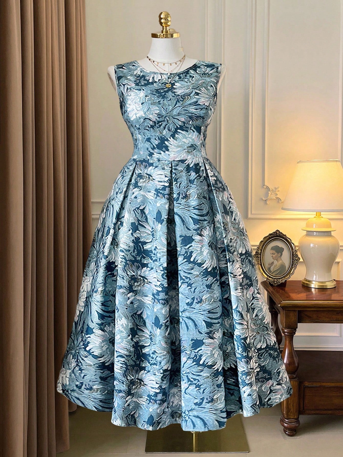 Step into summer with this playful plus size printed tank midi dress, designed to keep you cool and stylish all day long. Its breezy fabric and flattering cut make it perfect for daily wear, whether you're out for brunch or enjoying a sunny stroll. Embrace comfort without sacrificing charm in this effortlessly elegant dress.