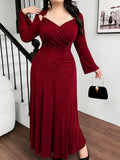Celebrate the season in style with this stunning plus-size dress that's equal parts glamorous and fun! The flattering ruched design hugs your curves beautifully, while the sweetheart neckline adds a touch of timeless elegance. Sparkling metal accents catch the light as you move, making you the star of every holiday gathering. Perfect for Christmas parties, festive dinners, or any special occasion where you want to feel confident and fabulous. This dress proves that holiday glamour comes in every size!