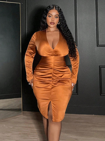 Turn heads and feel fabulous in this Elegant Plus Size Ruched V-Neck Bodycon Dress. Designed to hug your curves in all the right places, its ruched detailing flatters your figure while the V-neck adds a touch of flirtatious charm. Perfect for romantic parties and dreamy dates, this dress combines comfort with style so you can dance the night away with confidence and grace. Make every moment unforgettable in this playful yet sophisticated silhouette.
