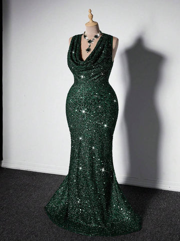 Exude Midnight Sophistication in Our Elegant Plus Size Draped Neck Sequin Maxi Dress!

Experience the breathtaking fusion of heritage glamour and sharp, modern architectural tailoring. This stunning blue-purple glitter ensemble is meticulously designed for the woman who values a high-fashion, "quiet luxury" approach to seasonal dressing—the ultimate centerpiece for prestigious holiday retreats, exclusive gala openings, and high-authority evening soirées.

Iconic Gradient Artistry: Featuring a masterfully cu