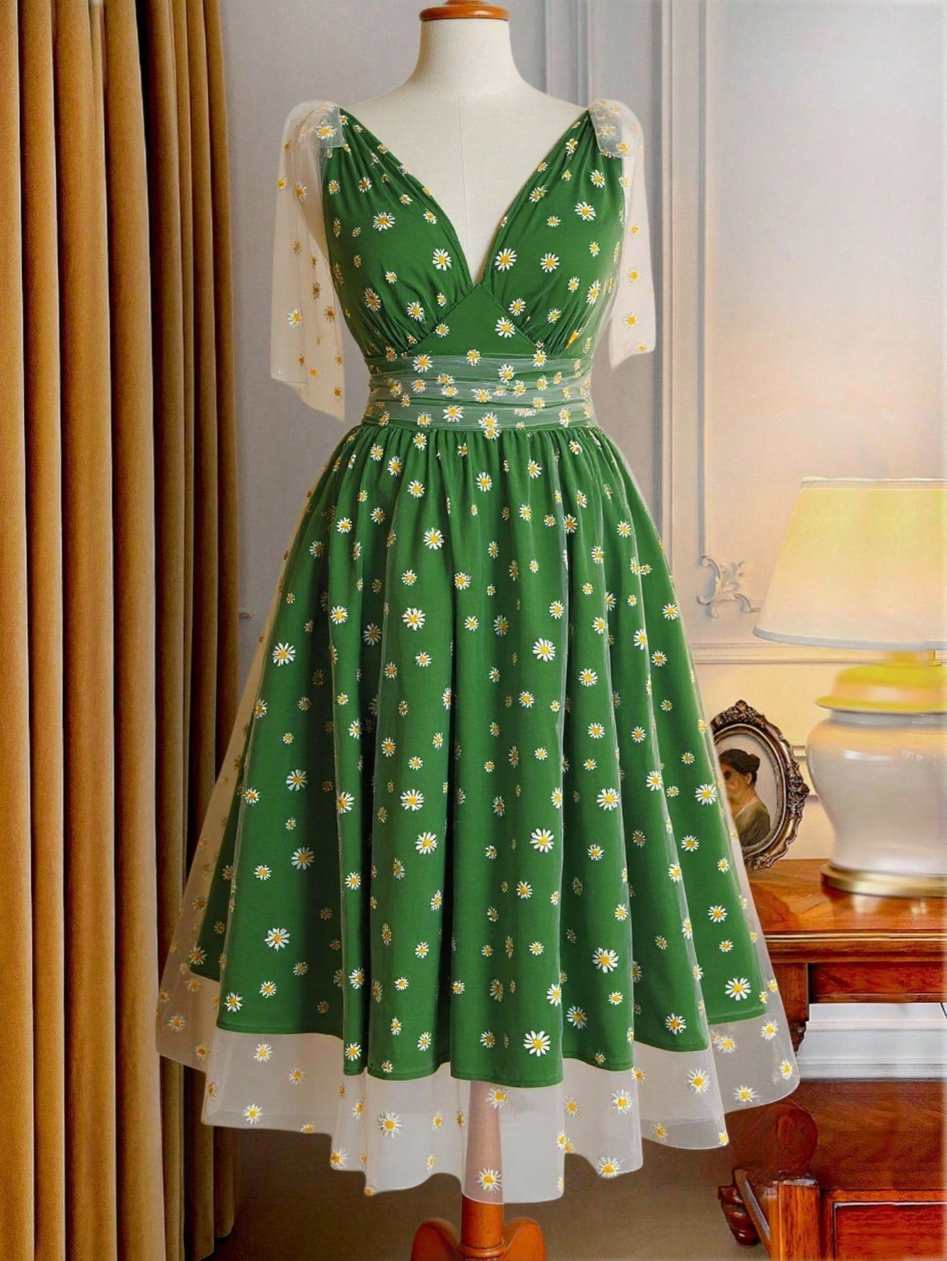 Step into sunshine and charm with this Elegant Plus Size Summer Midi Dress. Featuring a playful bowknot and delicate daisy mesh, it’s perfect for romantic countryside holidays. The flattering midi length and breathable fabric keep you comfortable while turning heads wherever you go. Embrace your curves and the carefree spirit of summer in this delightful dress made to celebrate you.