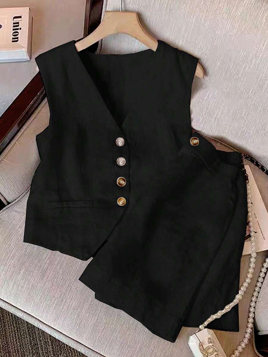 Elevate your casual wardrobe with this sophisticated plus-size set featuring a sleek V-neck camisole and coordinating mini shorts. The asymmetrical design and button-front detailing add contemporary flair, while the regular fit flatters your silhouette. Crafted from 100% polyester woven fabric, this versatile black ensemble transitions effortlessly from weekend outings to festival celebrations. Machine washable for easy care, it's the perfect foundation for creating chic, laid-back looks with minimal effort