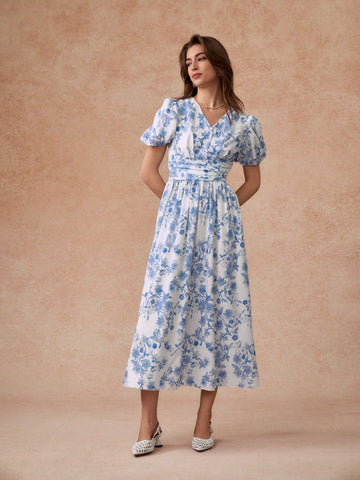 Be the epitome of spring and summer style with our Elegant Puff Sleeve V-Neck Waisted Dress. The perfect balance of sophistication and comfort, this dress features a flattering v-neck and puff sleeves, making it a must-have for any fashion-forward wardrobe. Embrace the season in style!