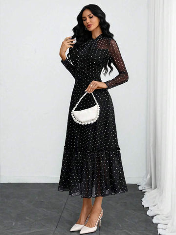 Experience the breathtaking fusion of heritage vintage artistry and sharp, modern architectural tailoring. This stunning bow-accented ensemble is meticulously designed for the woman who values a high-fashion, "quiet luxury" approach to seasonal dressing—the ultimate centerpiece for prestigious office environments, exclusive date-night soirées, and high-authority vacations.