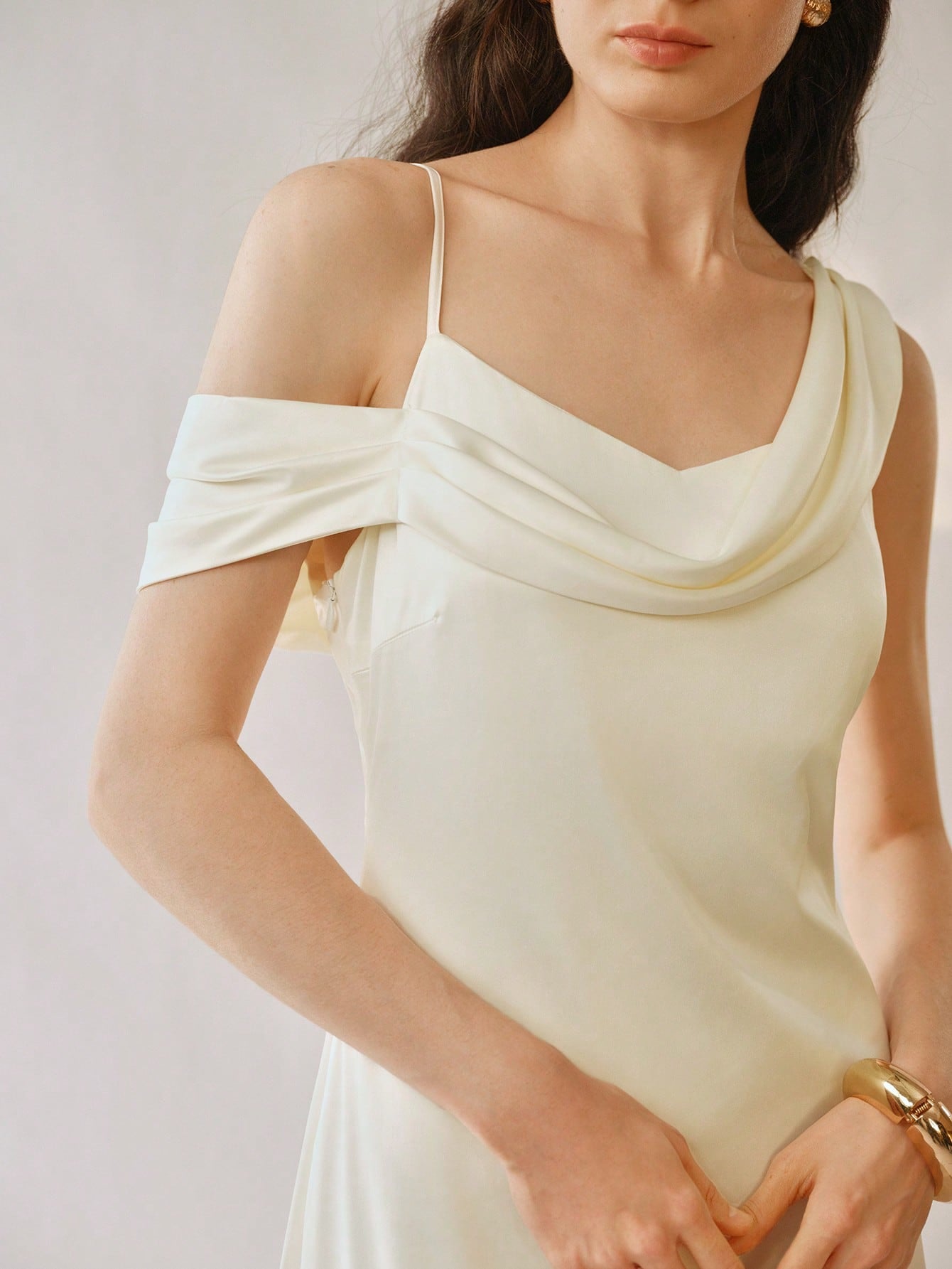 Be the belle of the ball with our Elegant Satin Spaghetti Strap Fitted Dress! This dress is perfect for wedding season, with its luxurious satin material and flattering fit. Say "I do" to being the most stylish guest at any wedding.