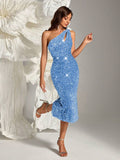 Make a statement in this stunning one-shoulder party dress, where elegance meets modern sophistication. Intricate sequin embellishments catch the light with every movement, creating a mesmerizing shimmer across the fitted silhouette. The asymmetrical neckline adds a touch of contemporary glamour, while the tailored fit flatters your curves beautifully. Perfect for spring