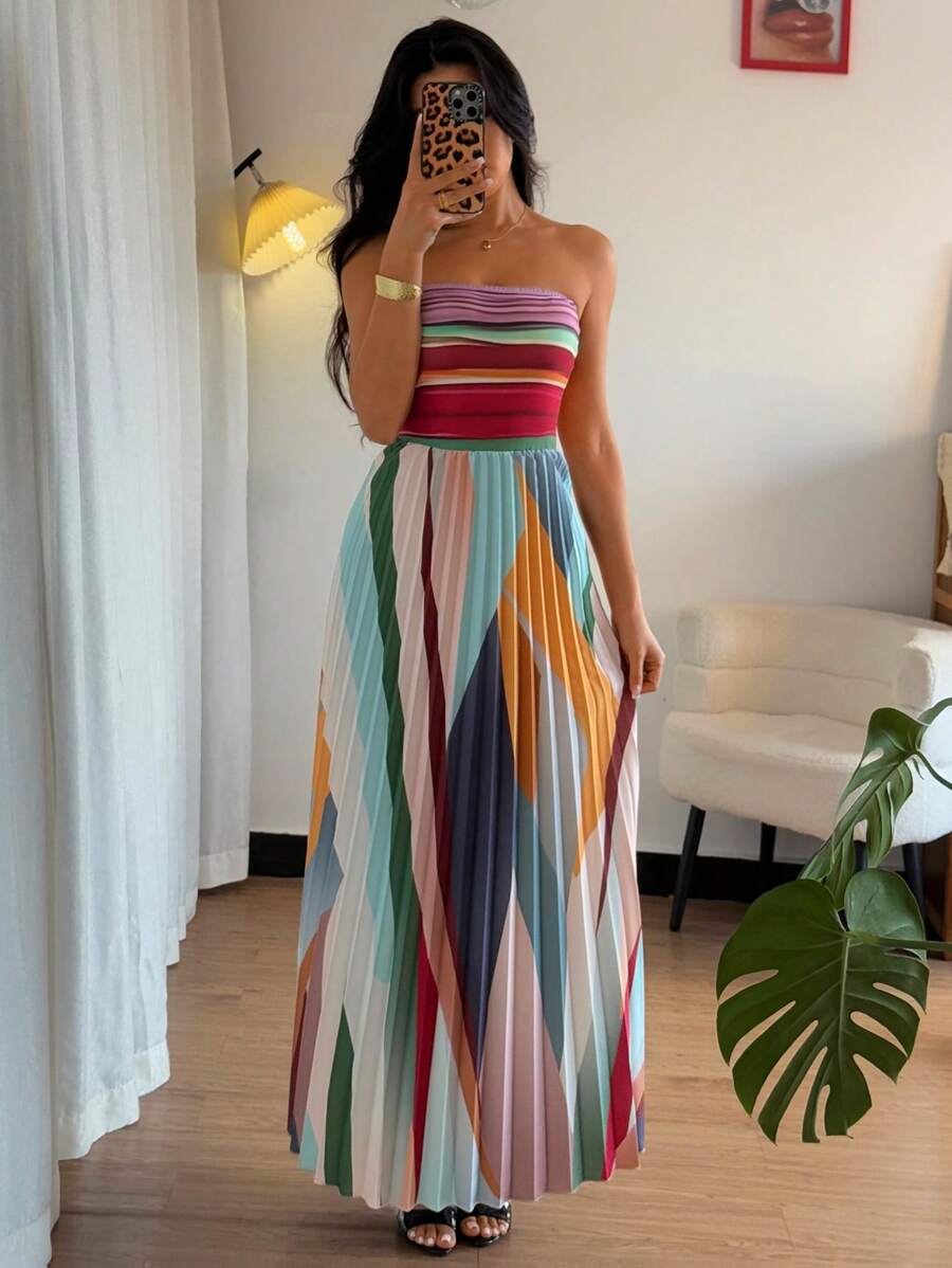 Turn heads with this playful strapless dress featuring a ruched waist that flatters your silhouette. Perfect for special occasions, it combines elegance with a fun, flirty vibe to keep you dancing all night long.