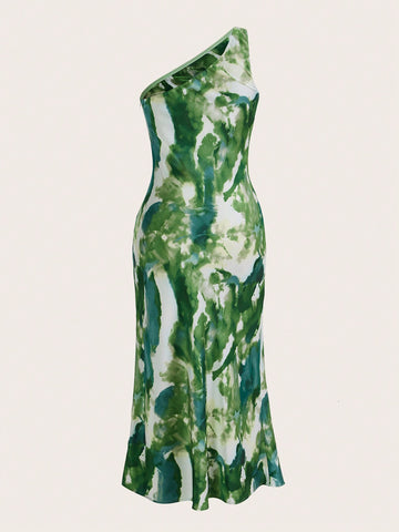 Get ready to strut your stuff at graduation in our Elegant Summer Graduation Dress! The fashionable oblique shoulder design in vibrant green will make you stand out from the crowd. Celebrate your achievements in style with this stunning dress. (Cap and gown? More like cap and gown't with this dress!)