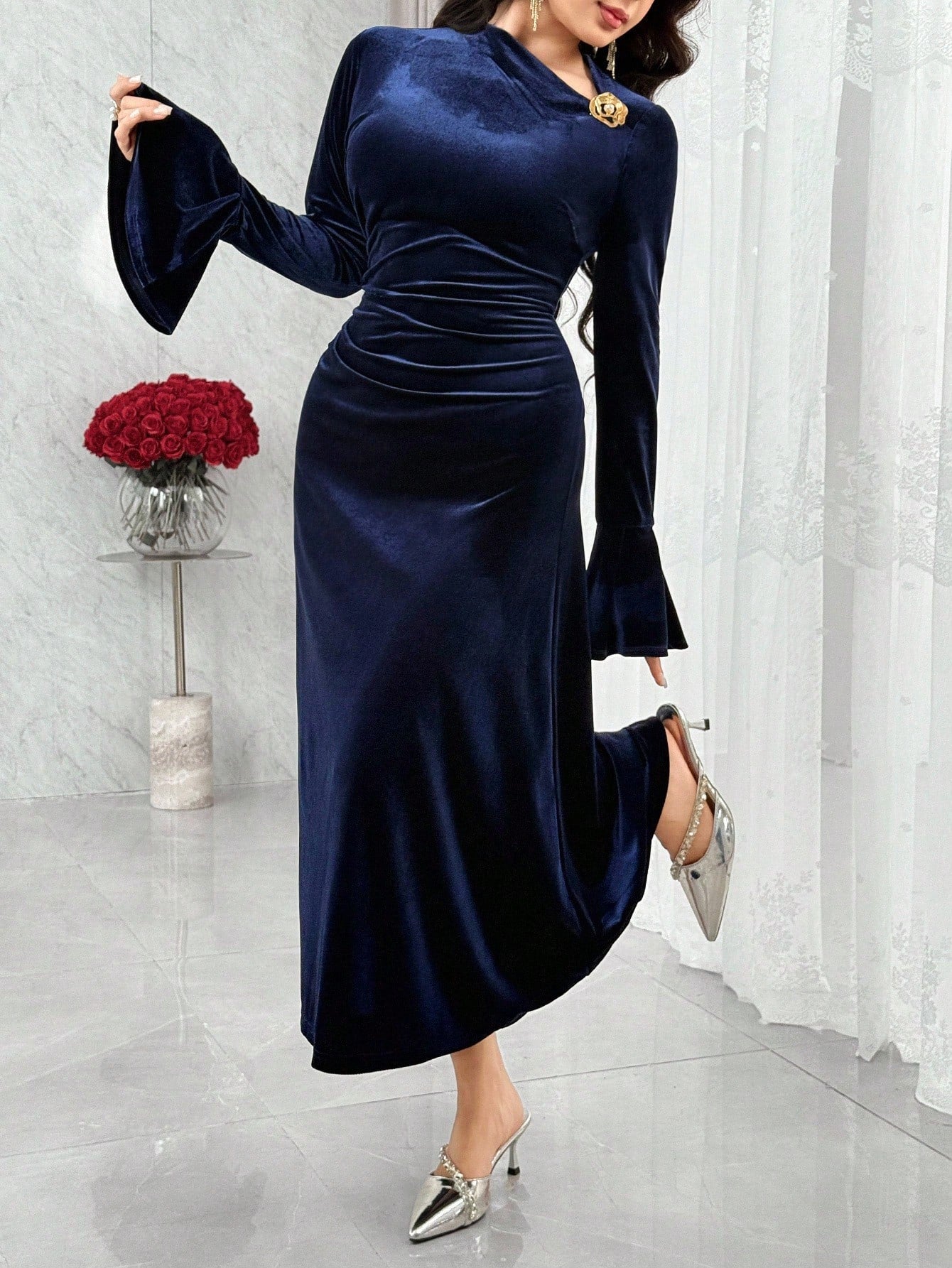 Step into timeless charm with this Elegant Velvet High Cinched Waist Dress. Its chic niche waist design highlights your silhouette while the plush velvet fabric adds a touch of luxe comfort. Perfect for twirling through parties or turning heads at any event, this dress blends classic style with a playful twist that keeps your look effortlessly captivating.