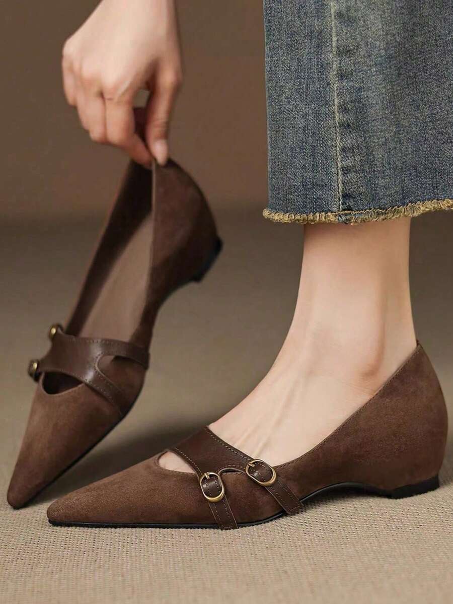 Step into timeless elegance with these sophisticated brown pointed-toe flats, where vintage charm meets modern style. Featuring chic French color blocking that adds a dash of continental flair, these versatile pumps transition seamlessly from crisp autumn days to cozy winter evenings. The refined silhouette flatters every step, while the classic pointed toe elongates your leg for an effortlessly polished look. Perfect for elevating casual outfits or dressing down your favorite dress, these all-season essent