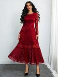 Experience the breathtaking fusion of heritage jacquard artistry and sharp, modern architectural tailoring. This stunning double-layer ensemble is meticulously designed for the woman who values a high-fashion, 