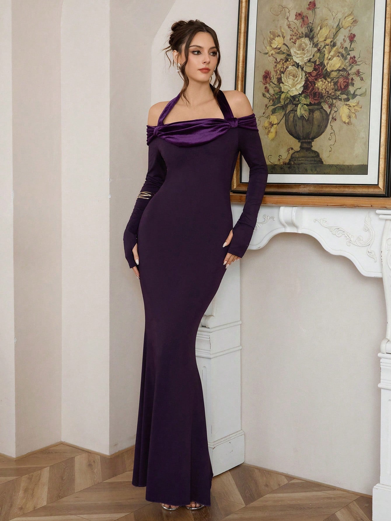 Elegant Vintage Velvet Halter Neck Long Sleeve Fishtail Dress for Form – Canary Houze