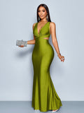 Turn heads with this Elegant Women's Backless Fishtail Maxi Dress! Featuring a sultry deep V-neck and a dramatic fishtail silhouette, it’s designed to make every occasion feel like a night to remember. The backless detail adds a flirty touch, while the flowing maxi length keeps things graceful and fun. Perfect for dancing, celebrating, or simply stealing the spotlight wherever you go!