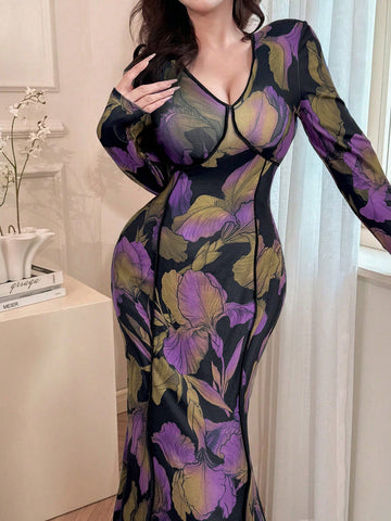 Get ready to turn heads in our Elegant Floral Dress. With its stunning floral print and fitted design, you'll be the talk of any stylish occasion. The v-neck and long sleeves add an extra touch of elegance. Perfect for those who want to make a statement without taking themselves too seriously. (Get it? Floral print for "flourish"!)