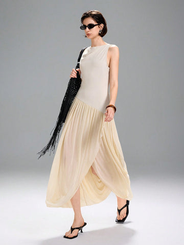 Step into sunshine and style with this Elegant Women's Long Dress, featuring a flowing skirt hem that dances with every step. Ideal for spring and summer, its breezy design keeps you cool while turning heads. Perfect for garden parties or casual strolls, this dress adds a playful touch to your warm-weather wardrobe.