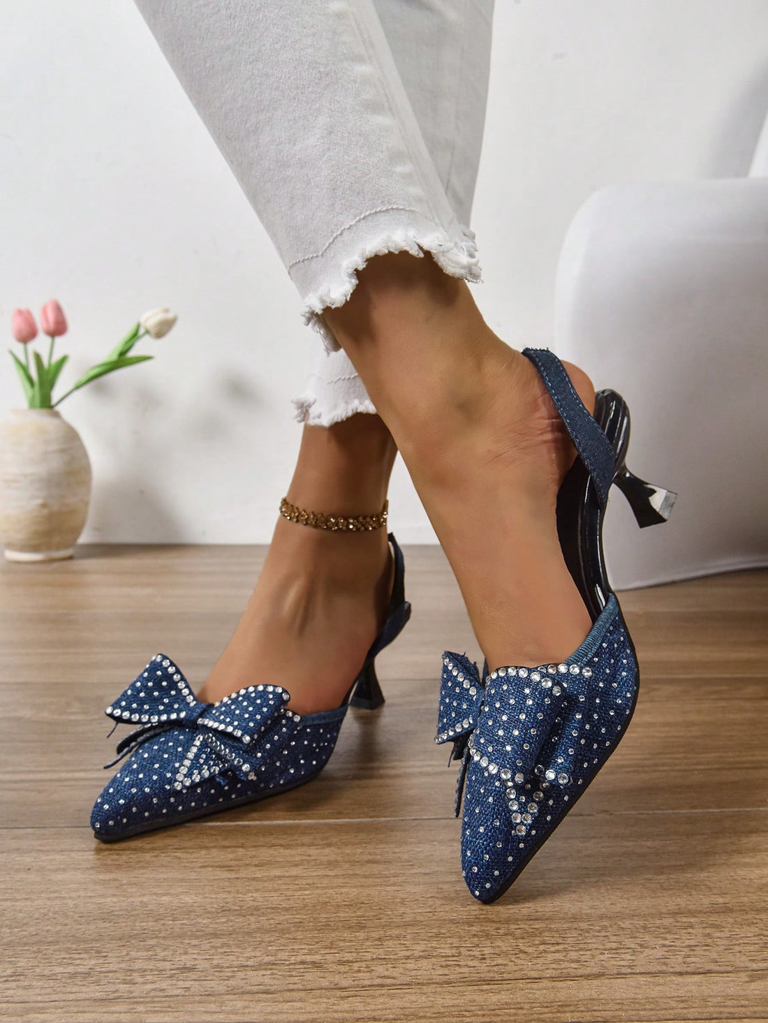 Enhance any outfit with these elegant high heels! With a rhinestone bow buckle and a sleek design, these heels are perfect for parties, weddings, and even office wear. Add some sparkle to your step and elevate your style effortlessly.