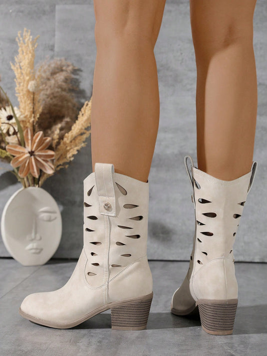 Experience elegant style and warmth with our Embroidered Elegance boots. Designed for Fall and Winter, these British-Style Ankle Western Boots feature intricate embroidery and provide comfort and durability for the colder months ahead. Elevate your look with these stylish and functional boots.