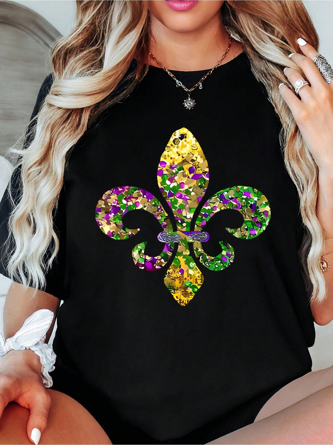 This festive T-shirt boasts a playful heart print, perfect for adding a touch of fun to any outfit. Made with comfort in mind, it's the ultimate choice for all seasons. Dress it up or down for a versatile and quirky look. (Guaranteed to make you the life of the party!)