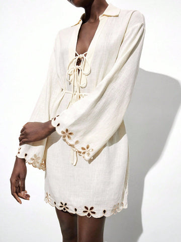 Step into sunshine with this playful floral print dress featuring a flirty off-shoulder neckline and charming ruffle hem. Lightweight and breezy, it’s designed for effortless summer days filled with fun and flair. Pair it with sandals for a casual outing or dress it up for sunset cocktails—this dress brings easygoing style wherever you go!